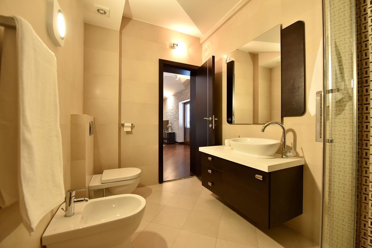 Maniva Penthouse By The Sea Apartment Kotor Exterior photo